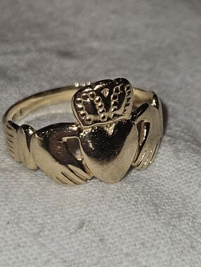 Vintage 1986 Michael Anthony14k Gold Claddagh Ring - 2.3g - Size 8